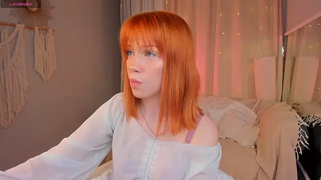 lisa sunny  online show from 04/15/26, 07:58