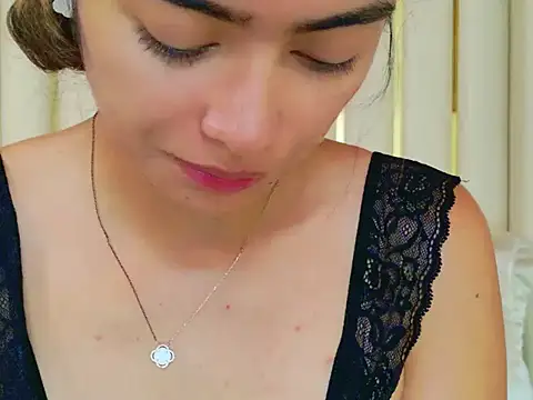 AnnieDesire online show from 04/28/26, 02:33