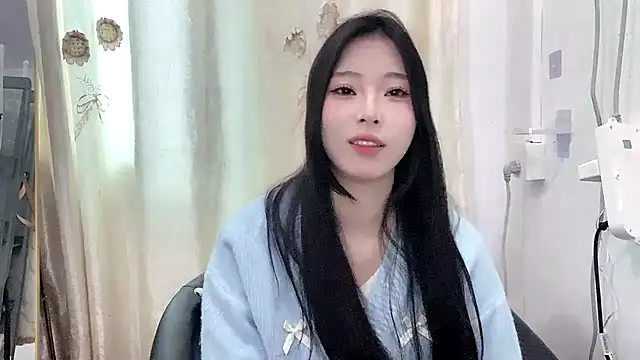 Snapshot of yiyibaby2026 chatting on 03/21/26, 02:27 yiyibaby2026 online show from 03/21/26, 02:27