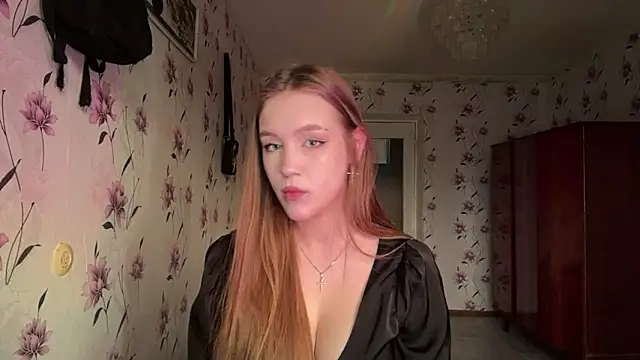 AnnaWasp online show from 03/26/26, 04:07