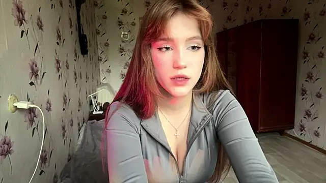 AnnaWasp online show from 05/08/26, 04:51