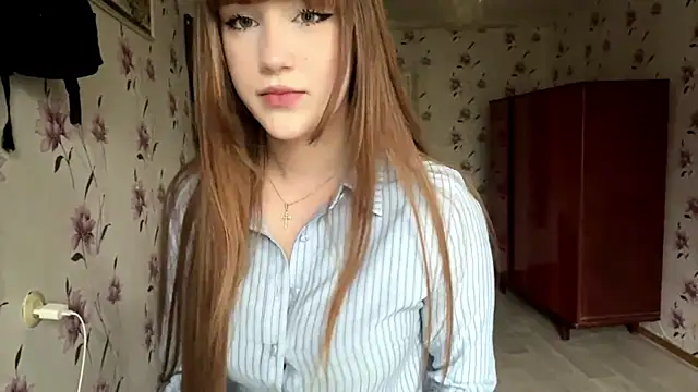 AnnaWasp online show from 05/18/26, 04:18