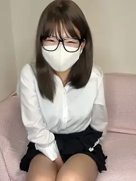 Snapshot of ichigonoiichan chatting on 07/01/26, 11:59 ichigonoiichan online show from 07/01/26, 11:59