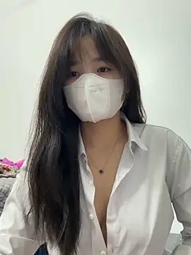 VyVy18 online show from 05/01/26, 03:38