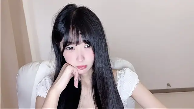Snapshot of xiaooyee chatting on 05/23/26, 01:59 xiaooyee online show from 05/23/26, 01:59