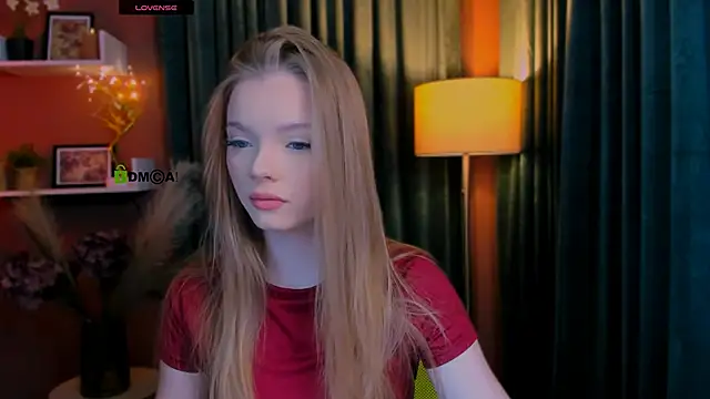 Snapshot of maddy_moah chatting on 05/21/26, 05:25 maddy moah online show from 05/21/26, 05:25