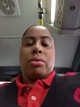 gatinha20257 online show from 06/24/26, 12:15