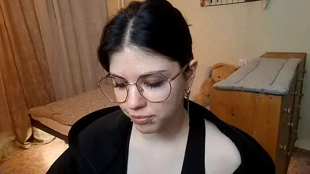 MiaTemptress online show from 04/16/26, 02:18