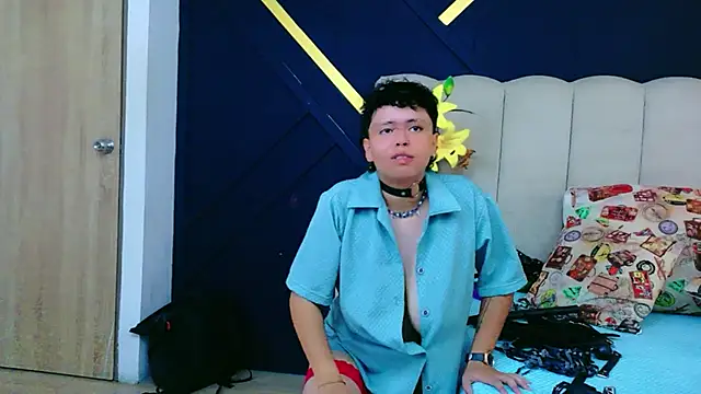NikiEvanz online show from 04/16/26, 06:09