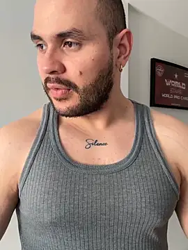 Axel Dominus online show from 03/31/26, 07:14