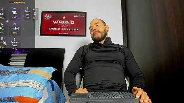 Axel Dominus online show from 04/19/26, 01:05