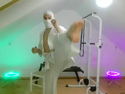 NinjaLaser online show from 04/19/26, 07:27