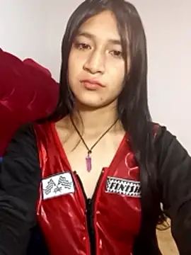 KarolaMendez online show from 04/23/26, 06:32