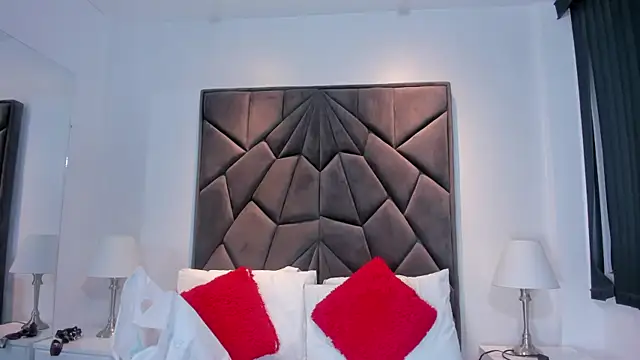 Amelie Fabulous  online show from 03/22/26, 11:35