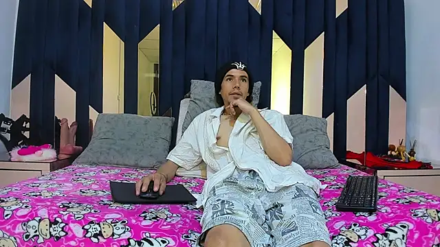 KikyoAndDrey online show from 04/28/26, 02:22