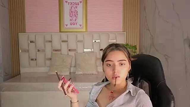 veronicaa s online show from 06/01/26, 08:32
