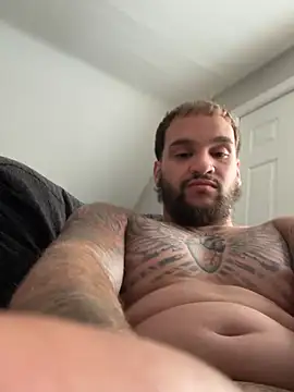 Snapshot of bigpappiii09 chatting on 06/29/26, 08:53 bigpappiii09 online show from 06/29/26, 08:53