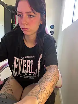 Alaskahosh online show from 04/18/26, 04:33