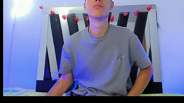 latinlove2005 online show from 03/16/26, 03:05