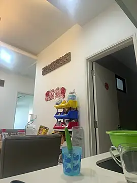 Cunzhangshibage02 online show from 04/18/26, 01:53