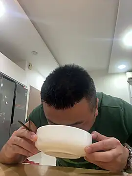 Cunzhangshibage02 online show from 04/21/26, 11:29