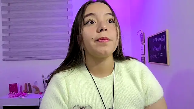 Snapshot of cherry_valeria chatting on 05/29/26, 01:58 cherry valeria online show from 05/29/26, 01:58