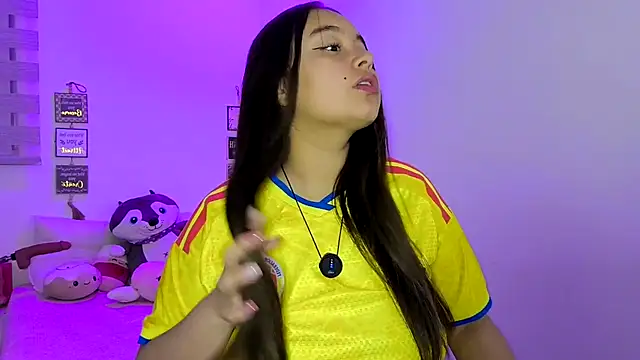 cherry valeria online show from 07/04/26, 05:35