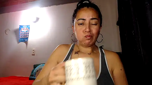 Alexandrina online show from 09/26/25, 10:25