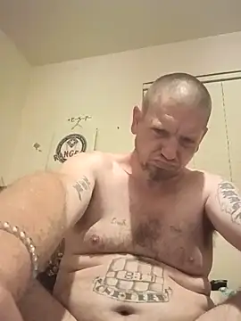 Snapshot of Testingisthison chatting on 04/11/26, 10:19 Testingisthison online show from 04/11/26, 10:19