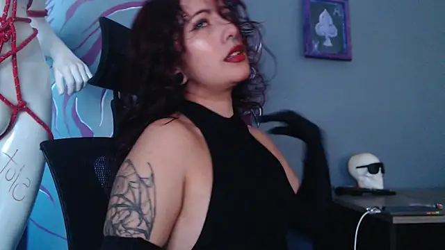 Snapshot of Regina_Iris chatting on 05/08/26, 11:59 Regina Iris online show from 05/08/26, 11:59