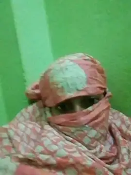 nidhiyadav00 online show from 04/10/26, 07:18