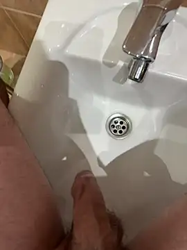 Snapshot of licanp chatting on 03/23/26, 05:39 licanp online show from 03/23/26, 05:39