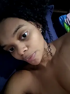 marialuiza2027 online show from 04/25/26, 04:26