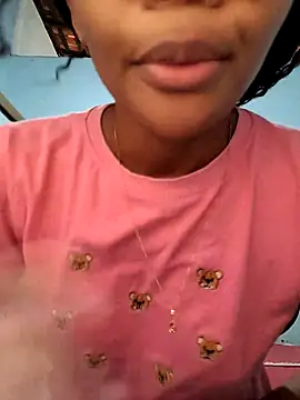 marialuiza2027 online show from 05/28/26, 12:46