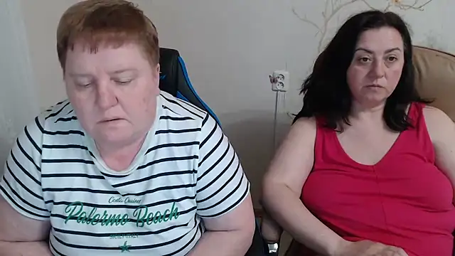 Lindy-Jeanie online show from 04/18/26, 07:29