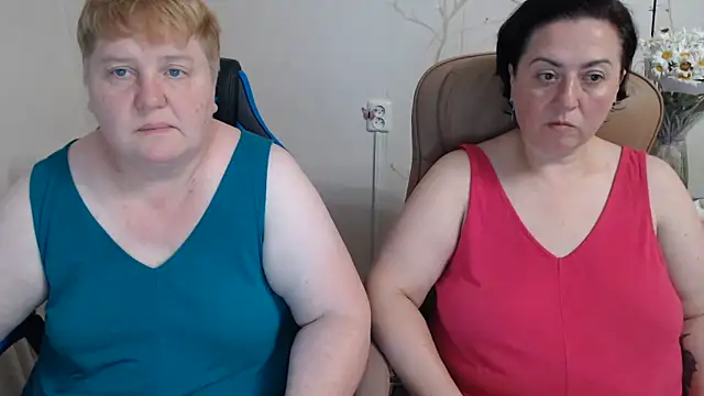Snapshot of Lindy-Jeanie chatting on 06/28/26, 06:36 Lindy-Jeanie online show from 06/28/26, 06:36