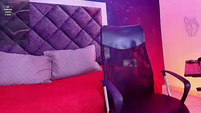 aidanaandvictoria online show from 04/11/26, 12:42