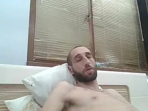 Snapshot of stiven121312 chatting on 07/21/26, 07:27 stiven121312 online show from 07/21/26, 07:27