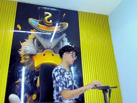 Novaneon  online show from 03/14/26, 11:48