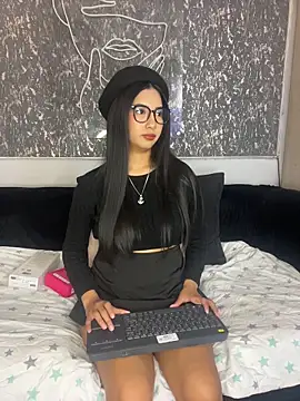 Gretel Streit online show from 05/16/26, 03:25