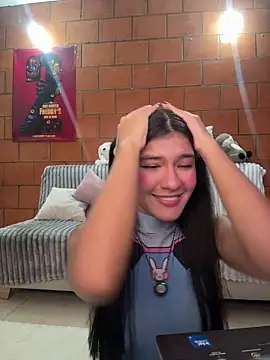 Snapshot of xayah_cute chatting on 04/07/26, 05:41 xayah cute online show from 04/07/26, 05:41