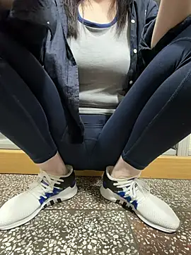 zhizhibaobei online show from 05/20/26, 01:56