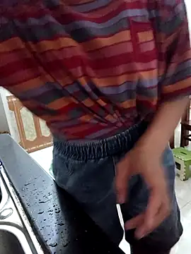 Sunny-yy online show from 04/07/26, 02:28