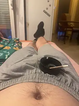 Snapshot of g_thess chatting on 03/27/26, 04:40 g thess online show from 03/27/26, 04:40