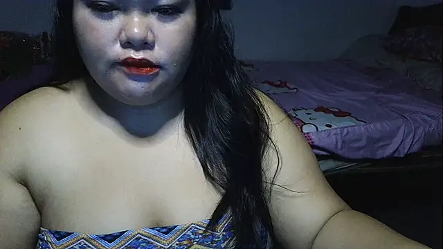 prettycarla  online show from 04/24/26, 01:08