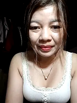 Snapshot of Yiyi102300 chatting on 04/03/26, 11:58 Yiyi102300 online show from 04/03/26, 11:58