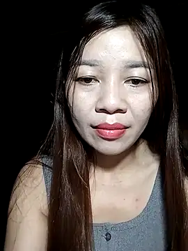 Snapshot of Yiyi102300 chatting on 04/26/26, 11:02 Yiyi102300 online show from 04/26/26, 11:02