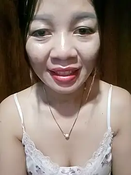 Snapshot of Yiyi102300 chatting on 06/11/26, 02:53 Yiyi102300 online show from 06/11/26, 02:53