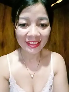 Snapshot of Yiyi102300 chatting on 06/25/26, 01:16 Yiyi102300 online show from 06/25/26, 01:16