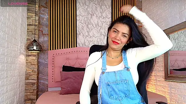 Snapshot of AishaCambell_ chatting on 05/09/26, 10:31 AishaCambell online show from 05/09/26, 10:31